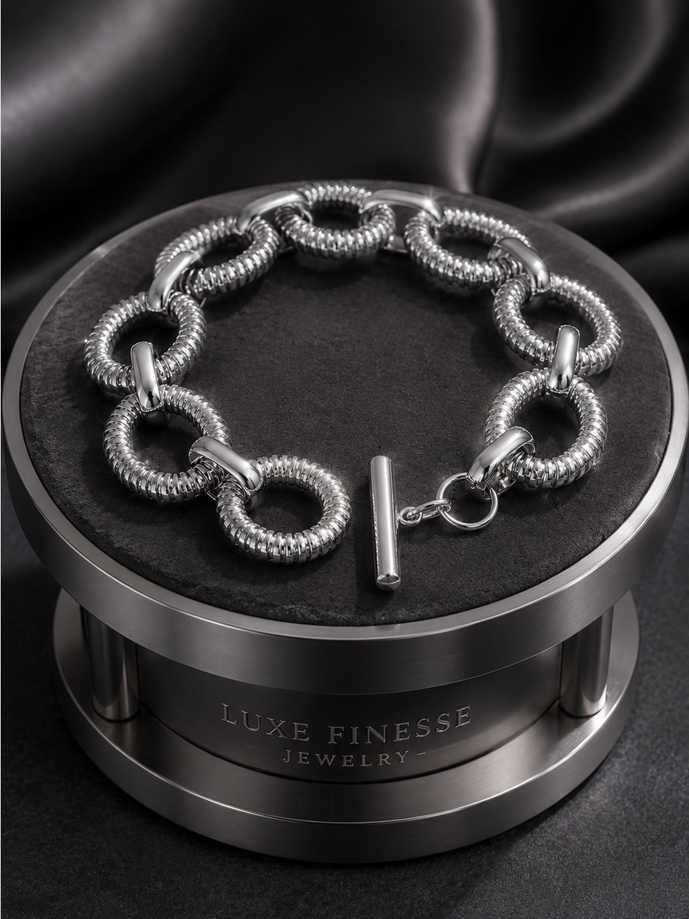 Silver Textured Ring-Link Bracelet - Picture 7 of 11